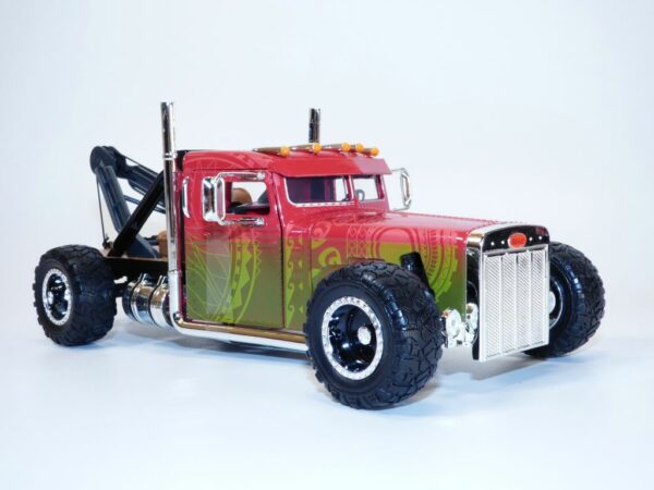 FAST & FURIOUS - Hobbs and Shaw Truck - 1:24 – Image 2