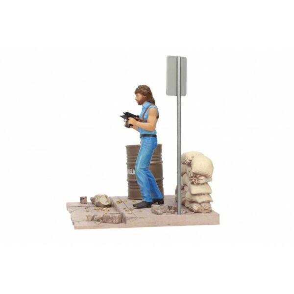 Chuck Norris Diorama Deluxe Tough Guy 18cm destock – Image 2