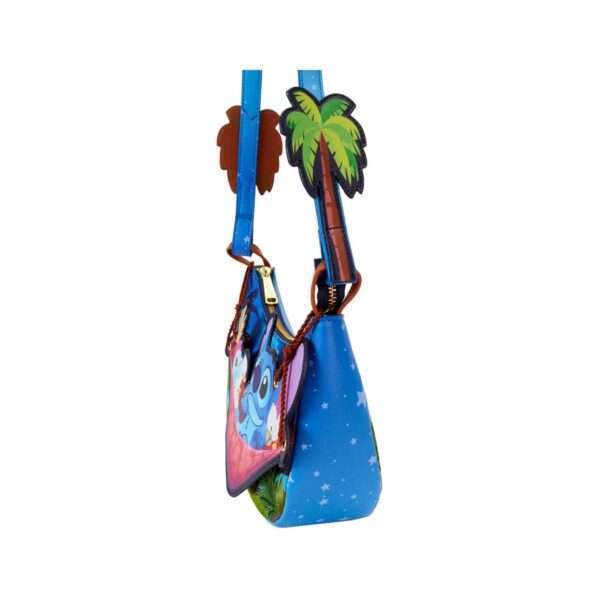 Sac Bandoulière en Nylon LoungeFly - LILO & STITCH - Camping Cuties – Image 2